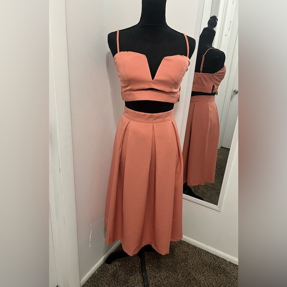 Showpo Coral A-Line Skirt Set - Picture 4 of 13